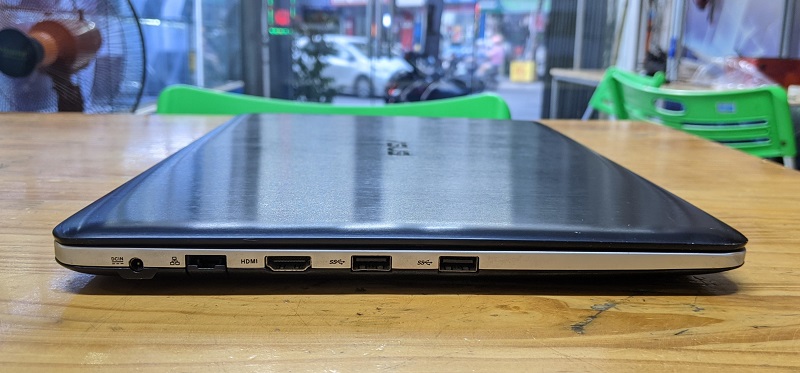 Laptop ASUS K401